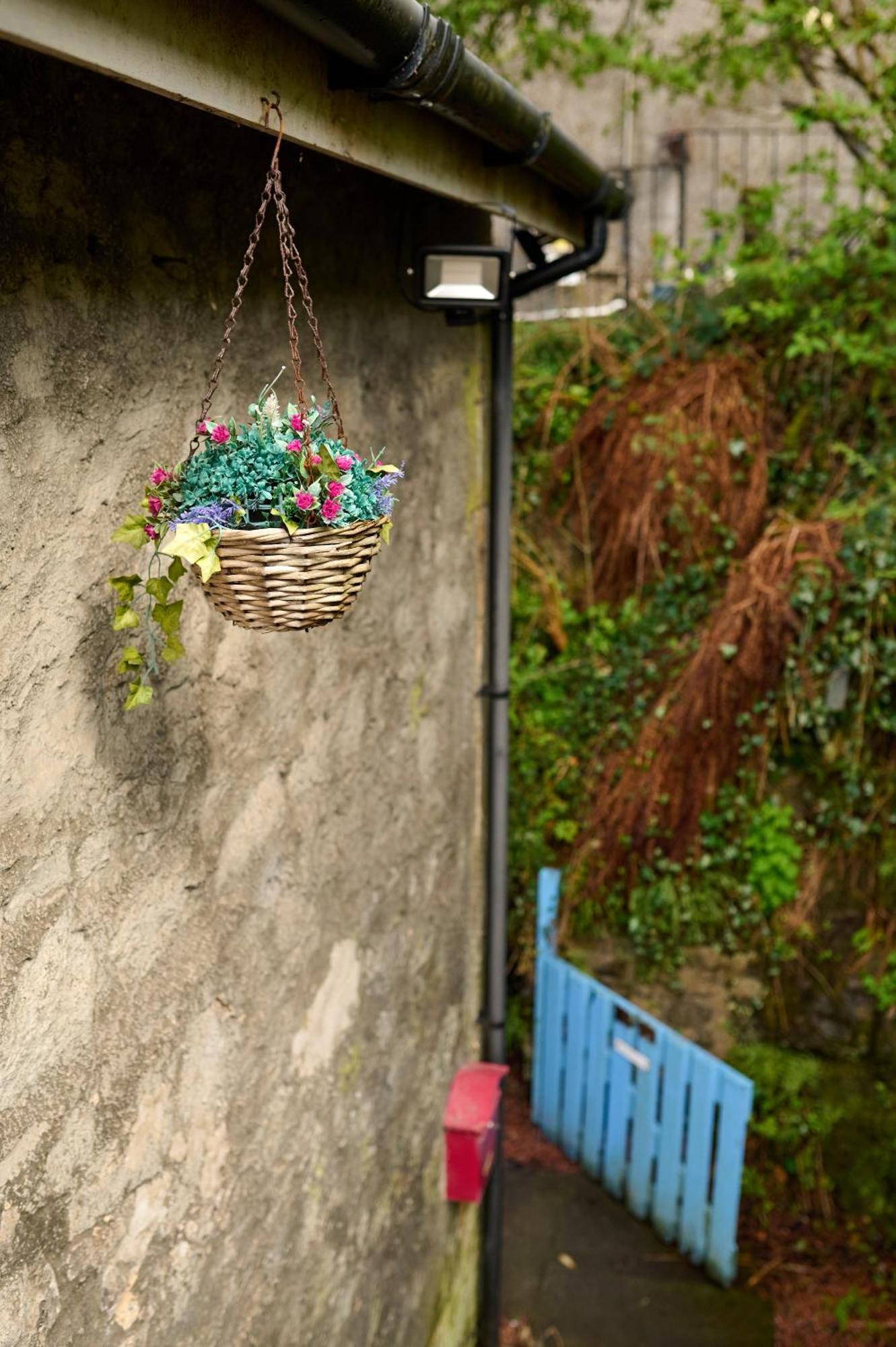 Charming Apt Nr Centre - Terrace & Street Parking Oban Bagian luar foto